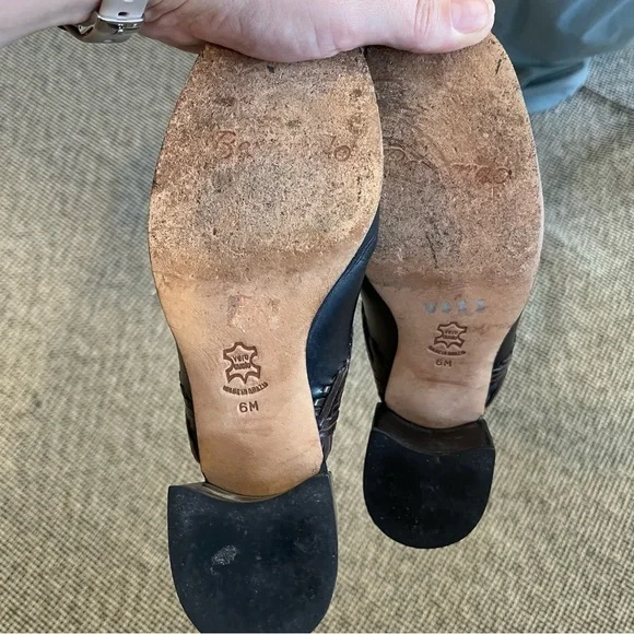 Vintage Bernardo Black and Brown Leather Mules - Size 6 - Picture 4 of 5